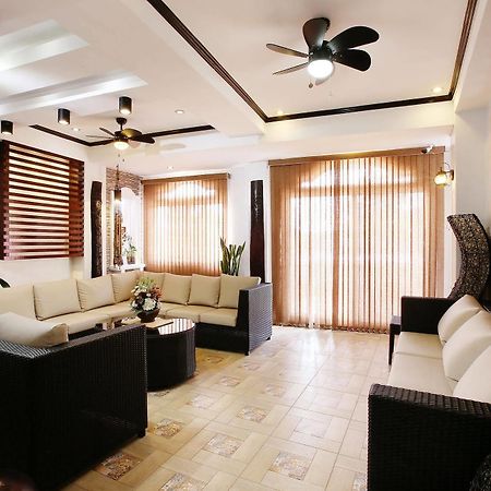 Bed and Breakfast Coron Bancuang Mansion Exterior foto
