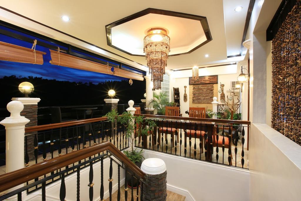 Bed and Breakfast Coron Bancuang Mansion Exterior foto