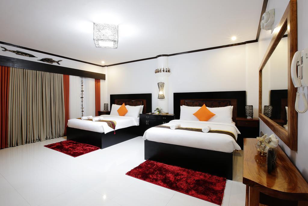 Bed and Breakfast Coron Bancuang Mansion Exterior foto