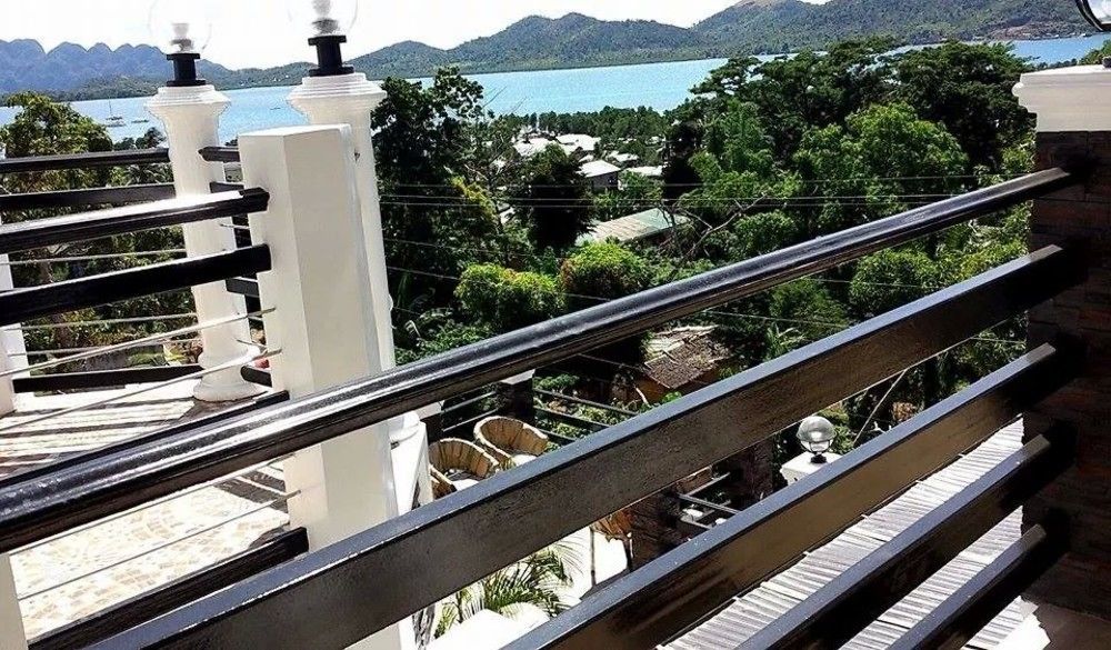 Bed and Breakfast Coron Bancuang Mansion Exterior foto
