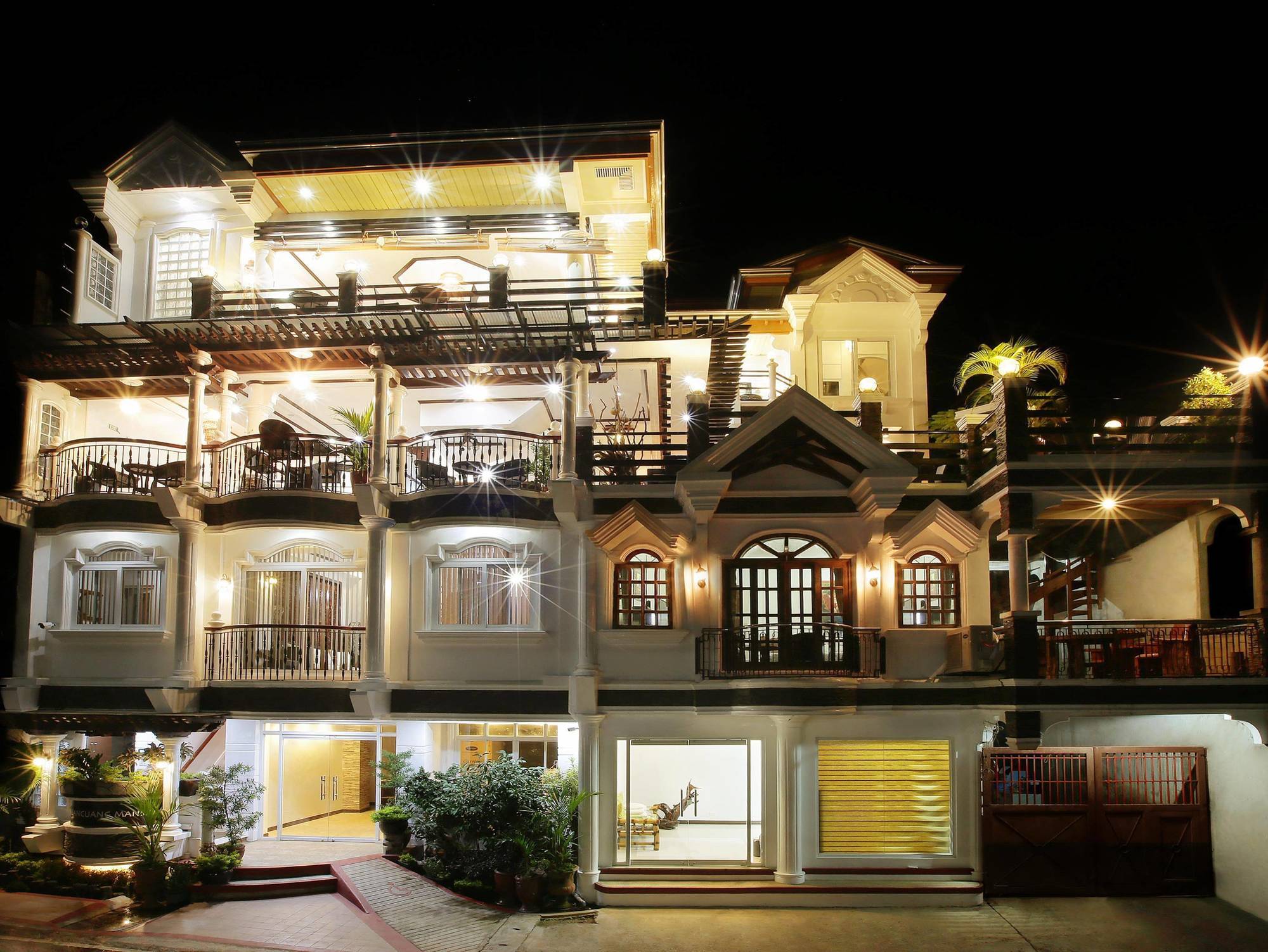 Bed and Breakfast Coron Bancuang Mansion Exterior foto